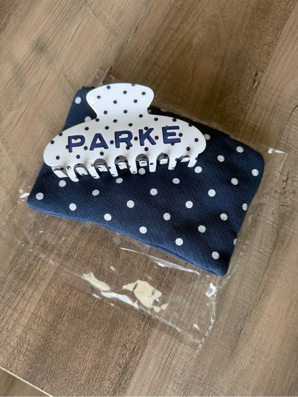 NEW PARKE Claw Clip *White/Denim💙🤍* Polka Dot Release